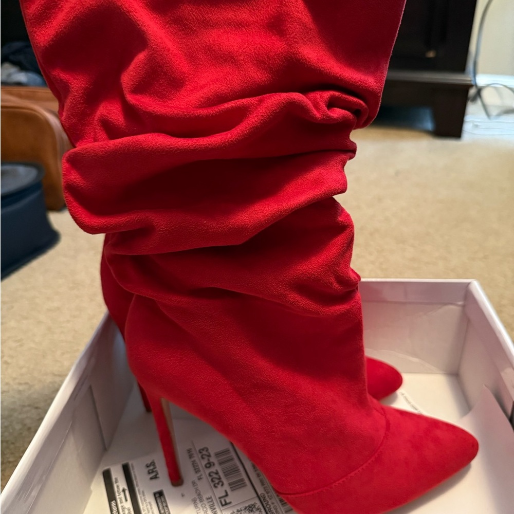 VENUS Red Heeled Boots with Slouchy Design